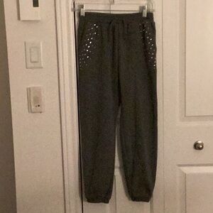 Grey jogging pants size 11-12